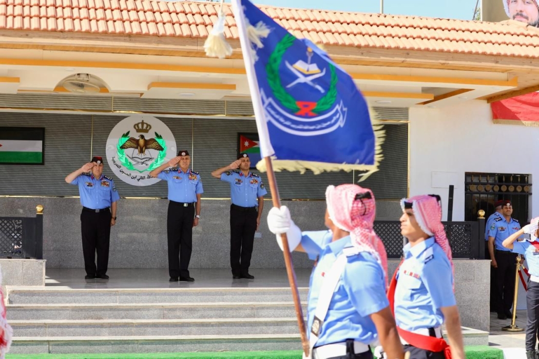 اللواء المعايطة يرعى حفل تخريج دورة جديدة من مستجدي الأمن العام...صور
