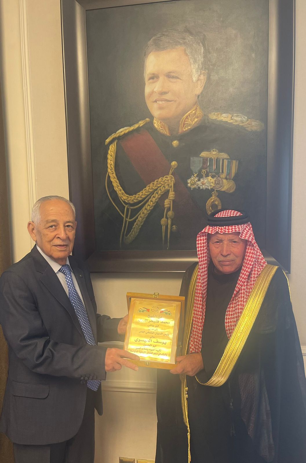 العيسوي يلتقي الشيخ محمد فنيخر البري.
