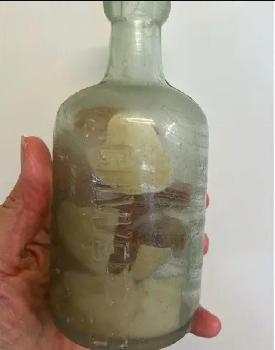 عائلة أسترالية تعثر على رسالة داخل زجاجة كتبها جنديان خلال الحرب العالمية الأولى