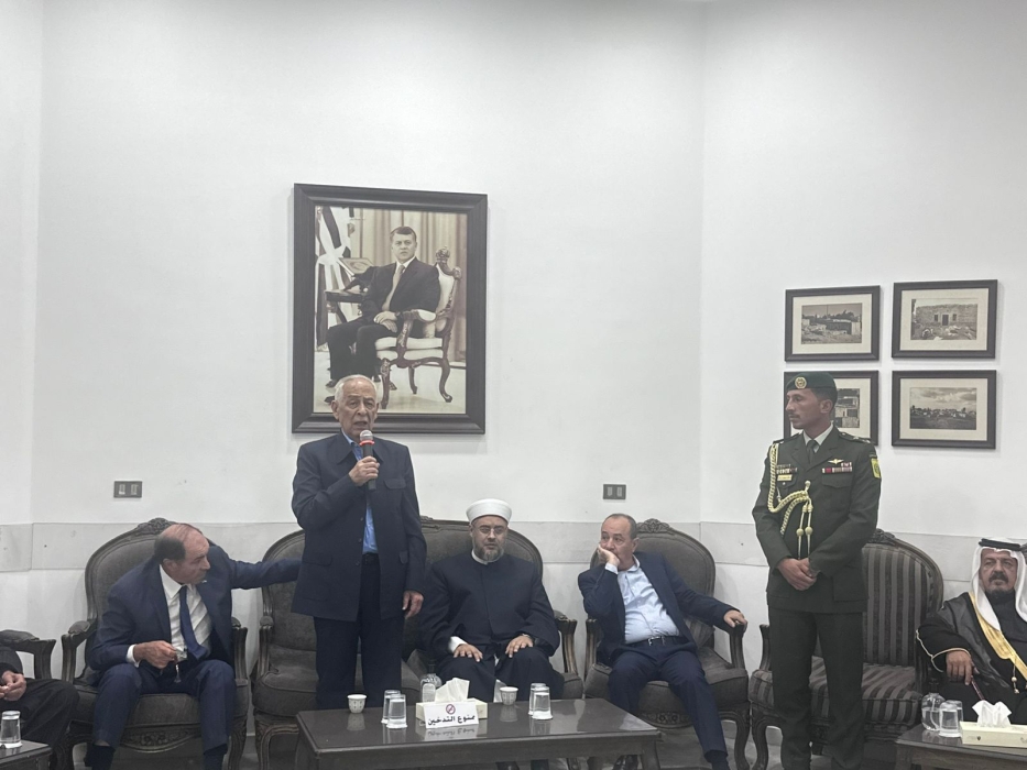 مندوبا عن الملك وولي العهد. العيسوي يعزي آل الملقي والجندي...صور