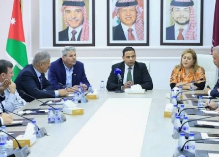 عزم النيابية تناقش القضايا البرلمانية ذات الأولوية