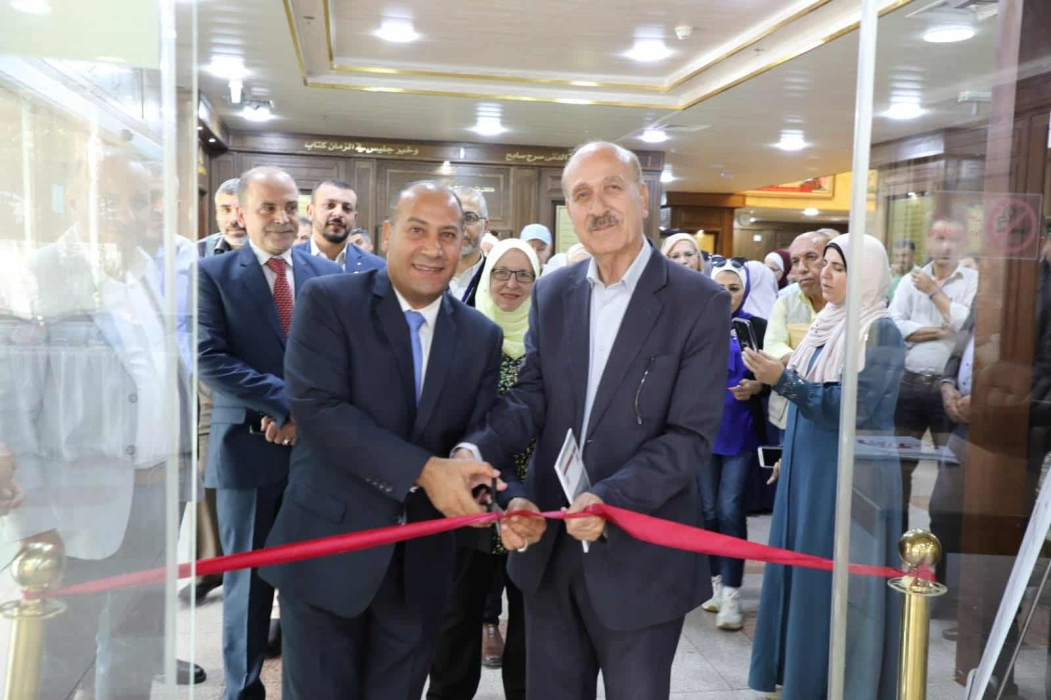 مدير عام المكتبة الوطنية يفتتح فعاليات مكتبة الأسرة الأردنية في مقر المكتبة الوطنية...صور