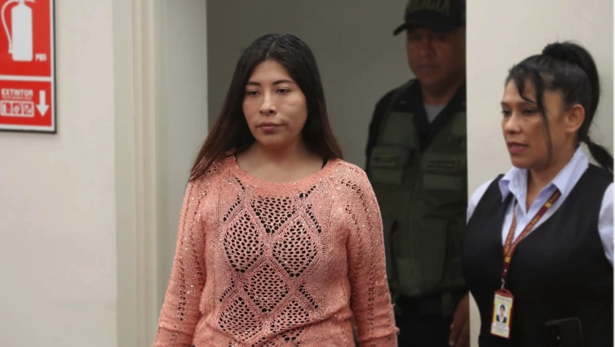 بيرو تقطع العلاقات الدبلوماسية مع المكسيك لمنحها رئيسة وزراء سابقة اللجوء