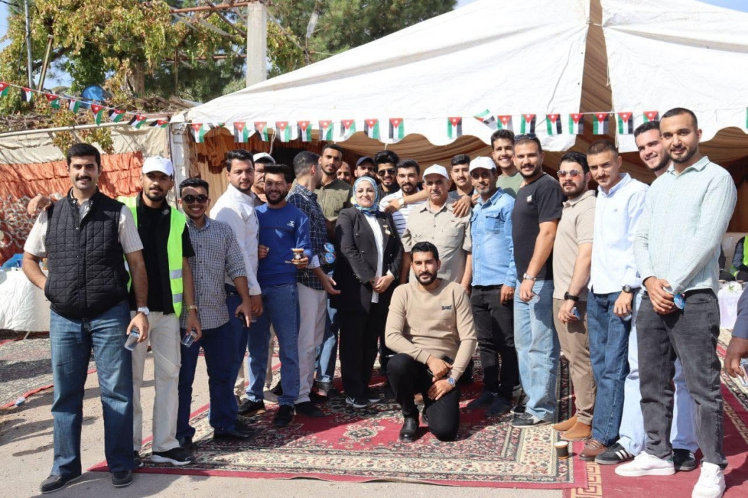 جامعة جرش تشارك في فعاليات اليوم الوطني لقطاف الزيتون في محافظة جرش