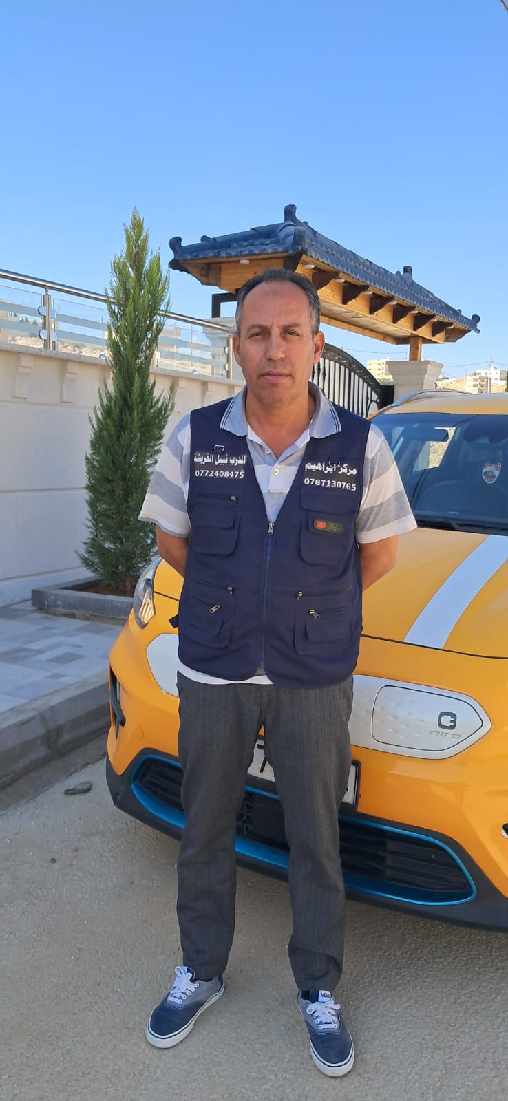 المدرب نبيل الخريشة.. ثلاثة عقود من الخبرة والانضباط في خدمة السلامة المرورية