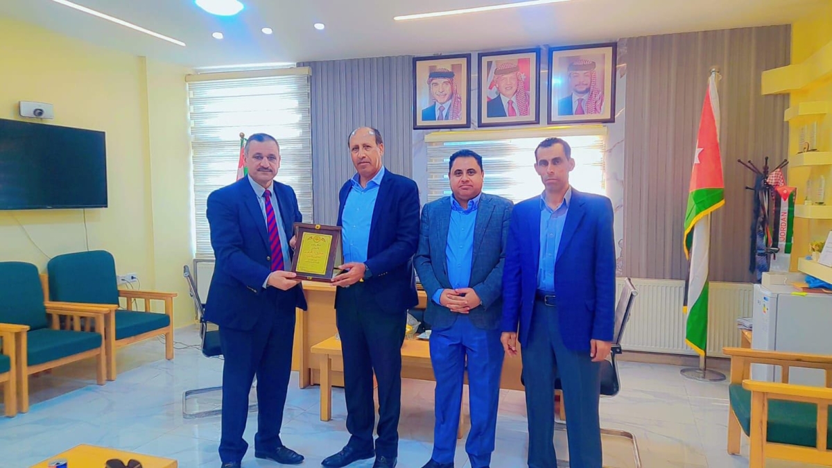 مديرية تربية الجيزة تكرم وكالة نيروز الإخبارية لدعمها الإعلامي