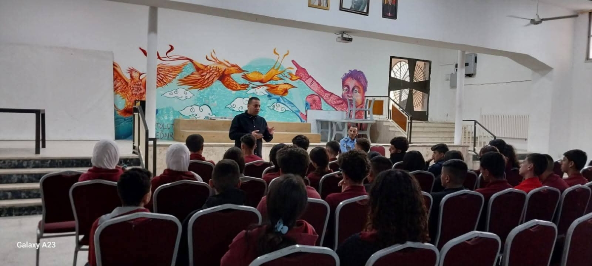 محاضرة توعوية في مدرسة البطريركية اللاتينية ماركا بالتعاون مع إدارة مكافحة المخدرات