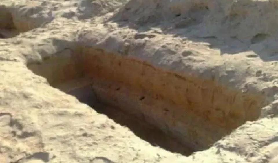 سيدة تعود للحياة بعد وفاتها.. وبعد ساعات كانت المفاجأة الصادمة