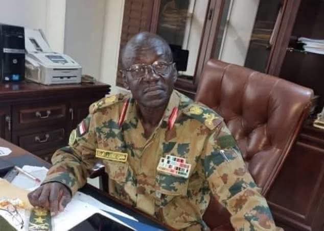 وزير الدفاع السوداني يقول إن الجيش سيواصل القتال