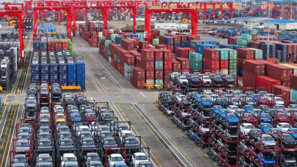 الصين تمدد تعليق الرسوم الجمركية على منتجات أميركية في بادرة تهدئة جديدة