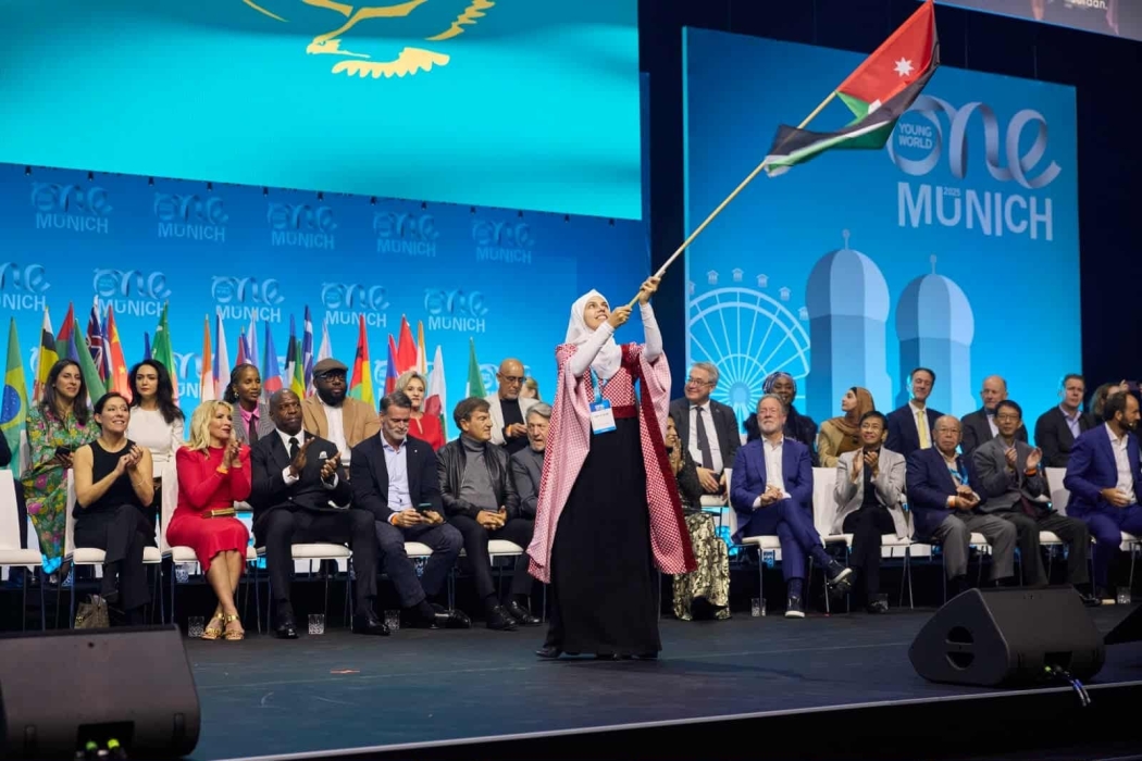 خريجة من الجامعة الهاشمية تمثل الأردن في قمة عالم شاب واحد في ميونخ