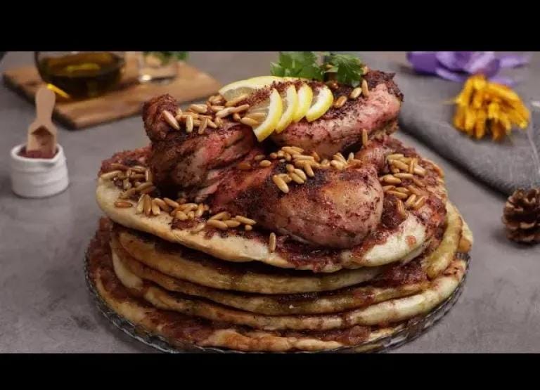 مسخن بزيت الزيتون الأصلي.. الطبق الفلسطيني التراثي بلمسة من الأصالة والكرم