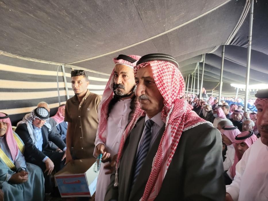 صلحة عشائرية بين عشيرتي البريزات والسليمات بني حميدة في مادبا...صور