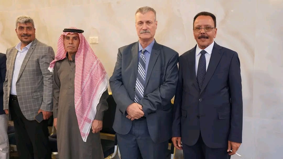 الحمّاد يهنئ الدكتور راكان الحوران بزفاف نجله المهندس عبد العزيز...مناسبات