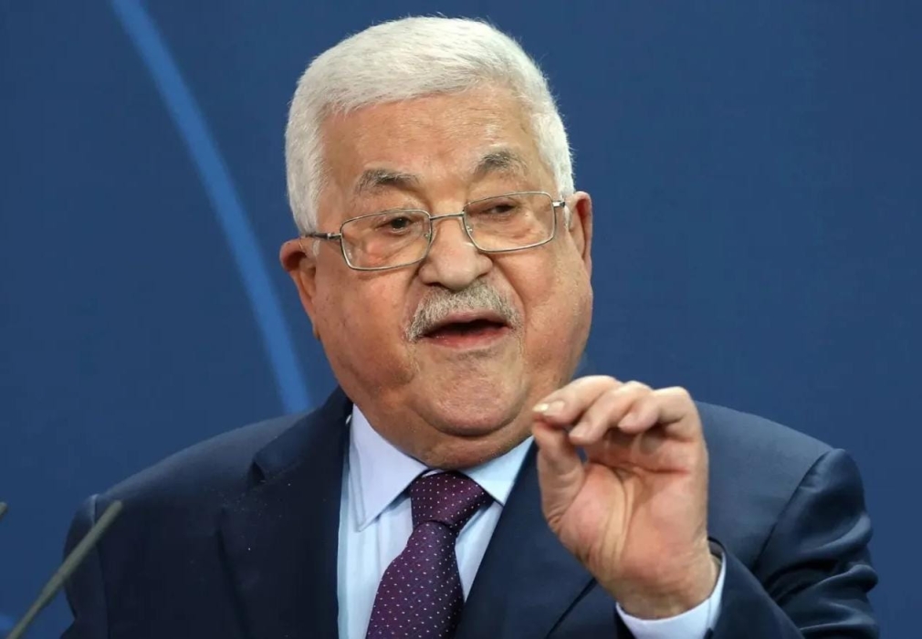 إعلام عبري: عباس يُقيل وزير المالية بسبب مدفوعات غير مشروعة للأسرى