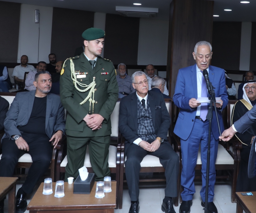 مندوباً عن الملك وولي العهد... العيسوي يعزي بوفاة العلامة زغلول النجار