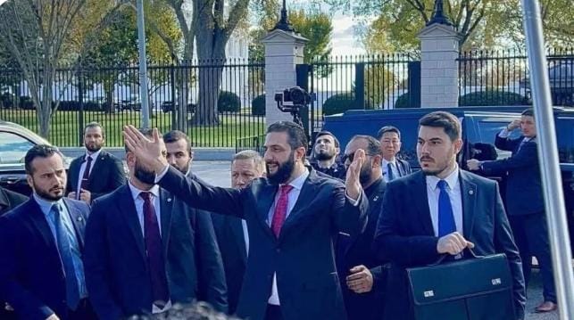 الشرع يغادر البيت الأبيض بعد اجتماع دام لساعة ونصف مع ترمب