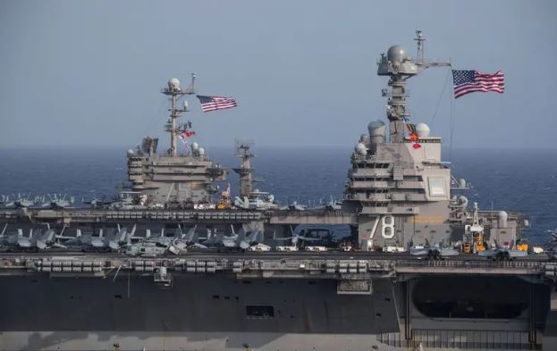 تصاعد التوتر بالكاريبي مع وصول حاملة طائرات أميركية وانتشار عسكري فنزويلي