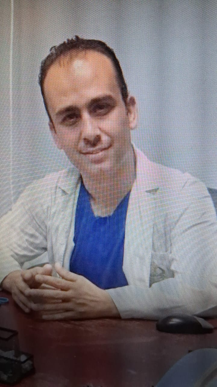 المجذوب يهنئ نسيبه محمود بالثقة الملكية السامية