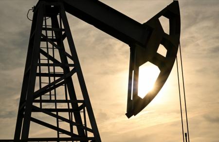 أسعار النفط تتراجع لليوم الثاني بفعل ارتفاع مخزونات الخام الأمريكية
