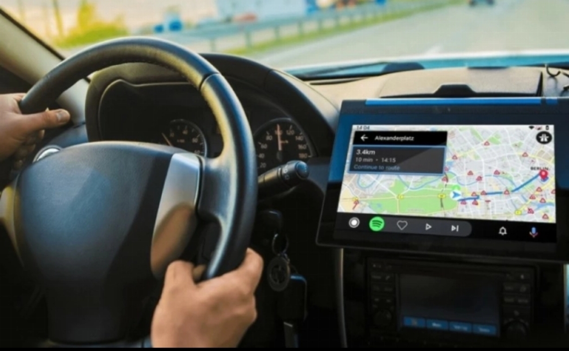 بدلاً من زيارة الطبيب.. مسنّ يقود سيارته 1500 كيلومتر إلى دولة أخرى !