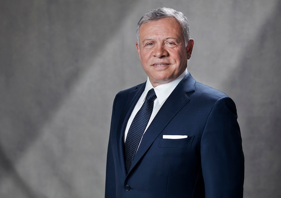 الملك يؤكد أهمية الاستفادة من تجربة الصندوق السيادي الإندونيسي (دانانتارا)