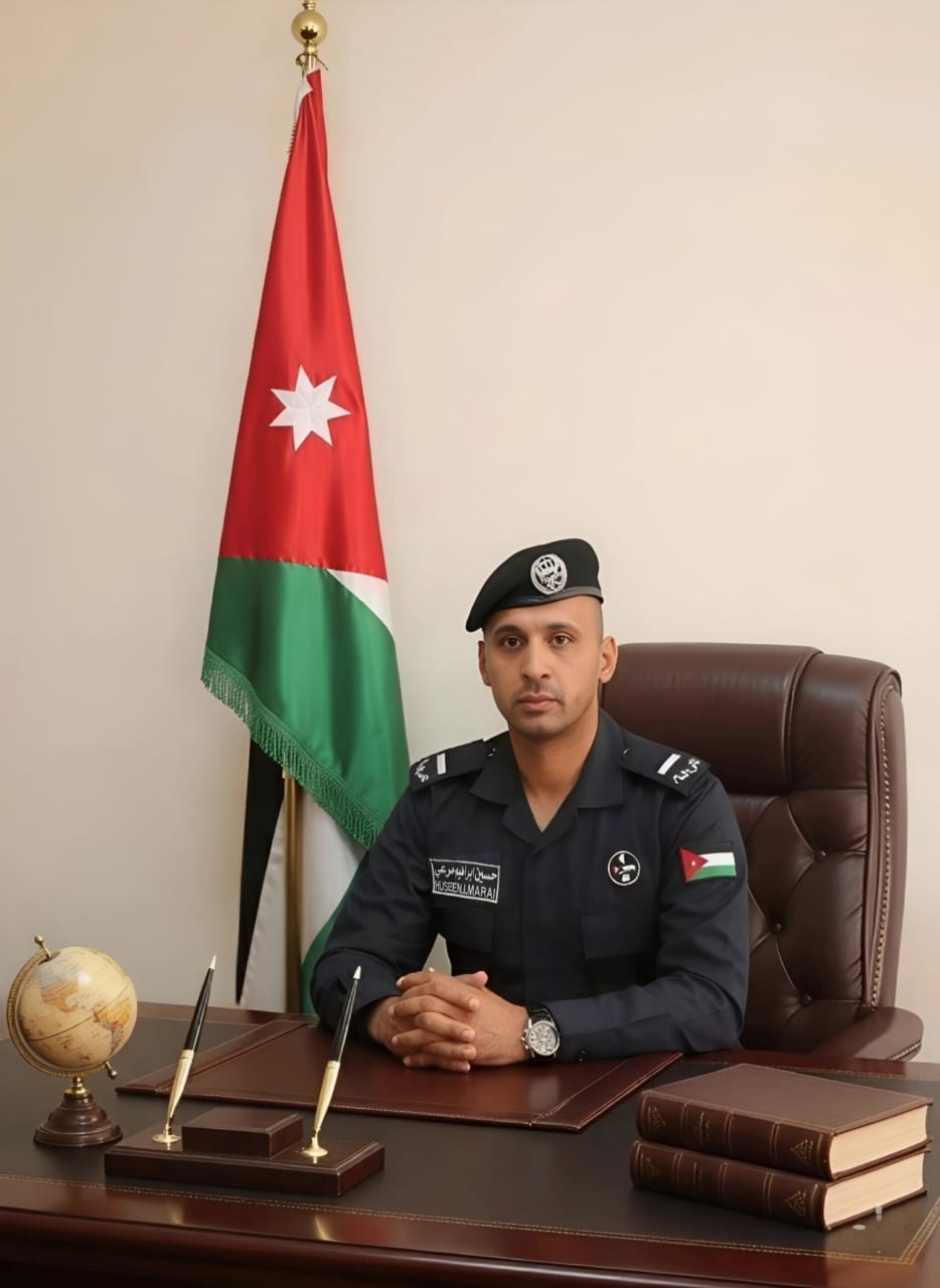 أحمد المزرعاوي يهنئ الأخ حسين مرعي بترفيعه لرتبة وكيل