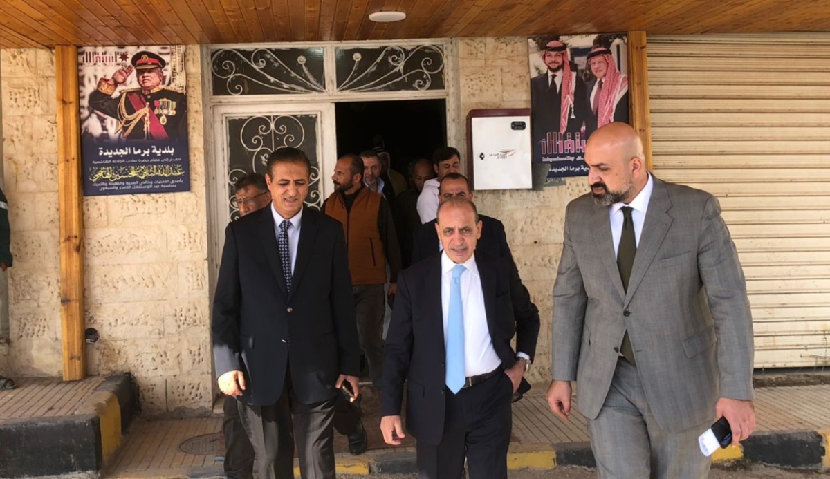 وزير الإدارة المحلية يتفقد جاهزية بلدية برما لفصل الشتاء  صور