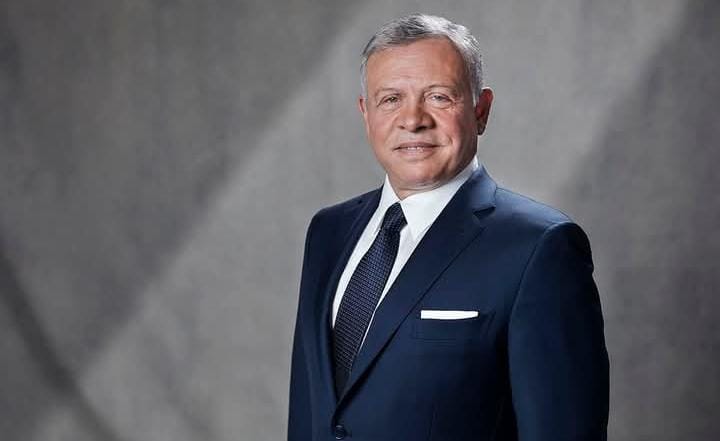 الملك يعود إلى أرض الوطن بعد جولة عمل آسيوية