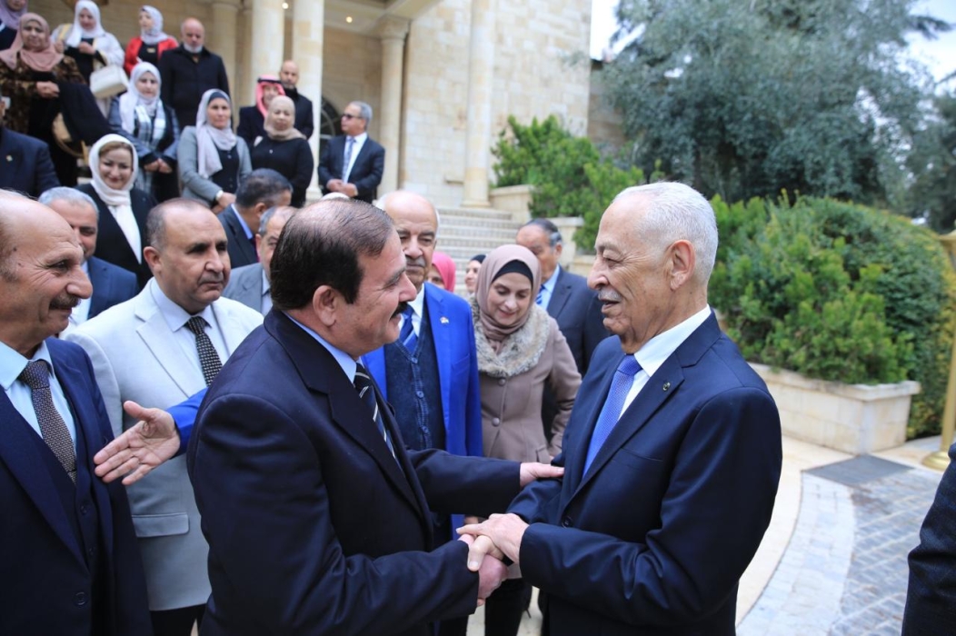 العيسوي يجسّد الرؤى الملكية إلى إجراءات على أرض الواقع