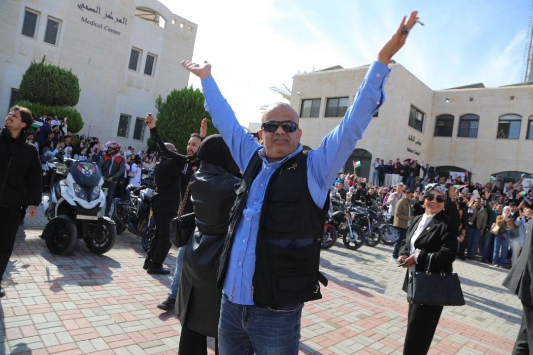 شخصية أردنية …علي الحافظ يلفت الأنظار في احتفال جامعة الزيتونة