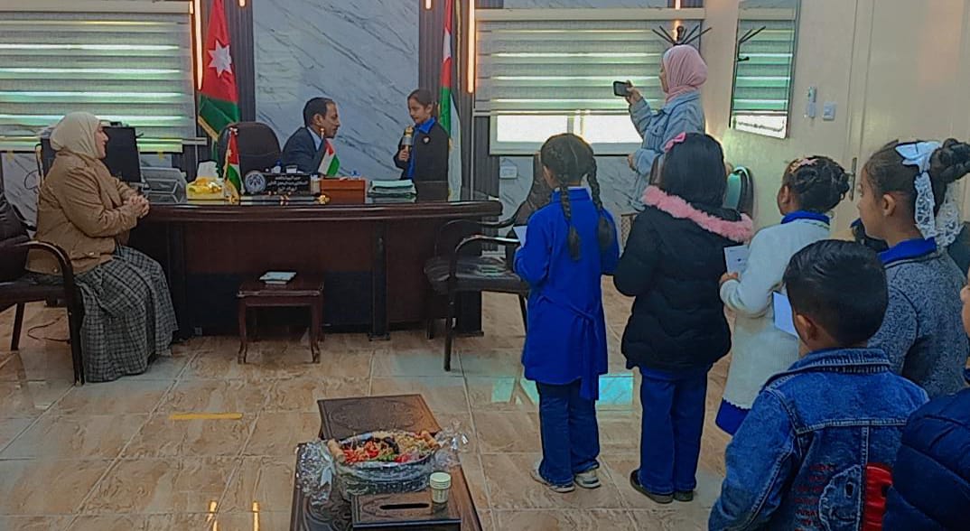 الفيصلية الأساسية المختلطة تنفّذ لقاءات إذاعية ضمن مبادرة المذيع الصغير في مديرية تربية الموقر