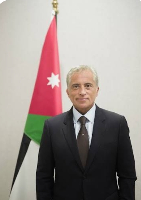 رئيس الوزراء يُجري مباحثات مع رئيس الوزراء الفلسطيني