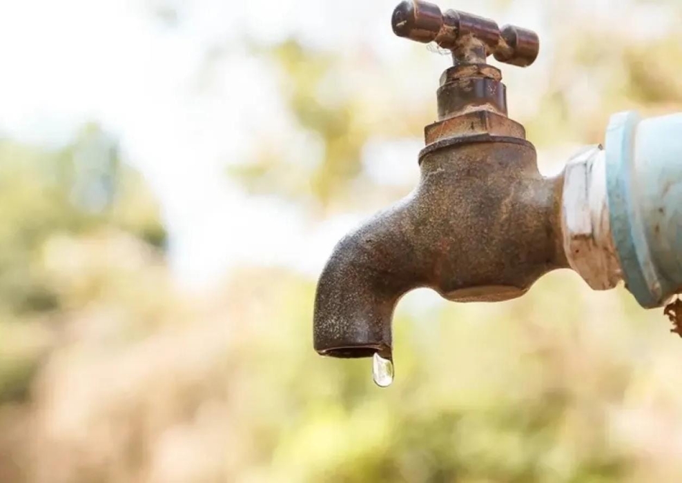 مياه اليرموك: إيقاف ضخ آبار سد الوحدة لكسر بخط رئيسي