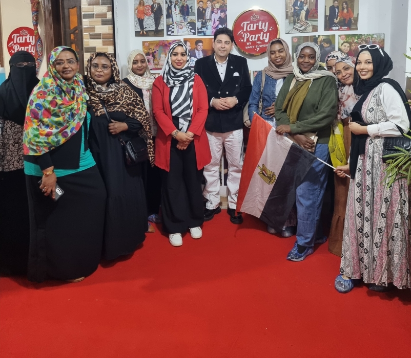 المرأة السودانية في صدارة مبادرة سُكّر البيوت لحياة كريمة  بالتعاون مع تارتي بارتي