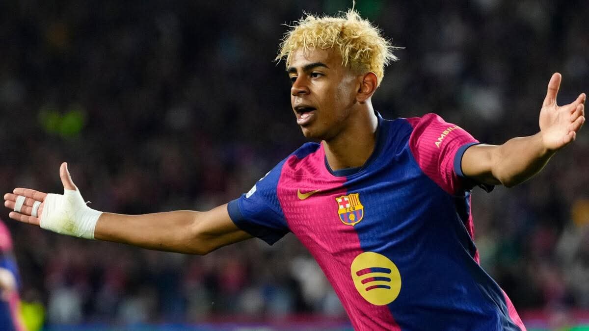 لامين يامال يثير الجدل بحفلة سرية في برشلونة