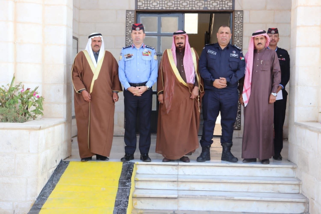 مدير شرطة معان يلتقي متقاعدين عسكريين