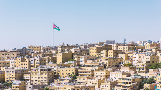 درجة الحرارة تسجل أعلى من معدلاتها بحوالي 6 درجات الجمعة