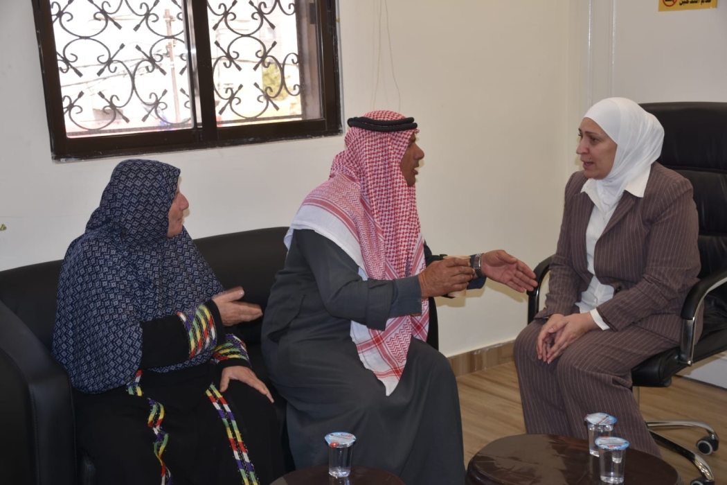 النائب هالة الجراح تواصل استقبال المواطنين في مقر الحزب ولقاءات مفتوحة مع أبناء إربد