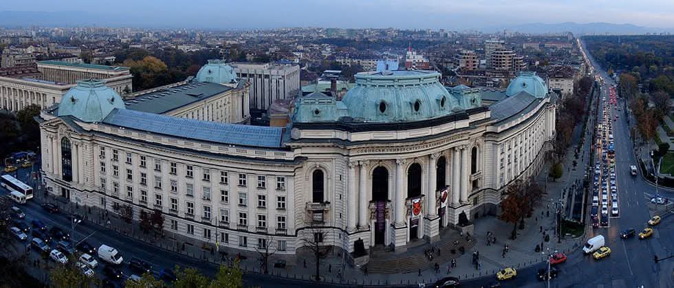 الطلبة العرب الدارسون في الغرب