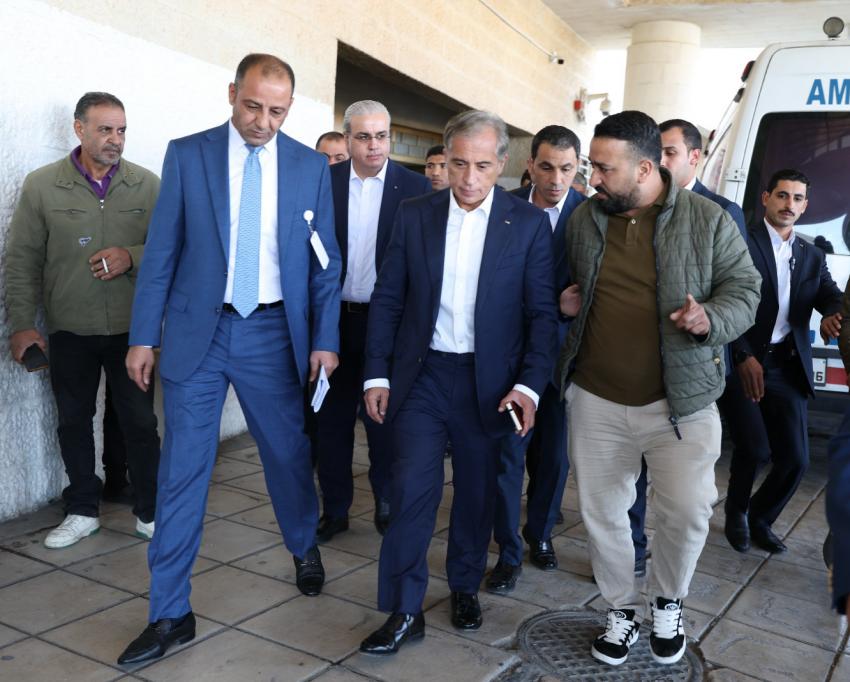 رئيس الوزراء يوعز باستحداث قسم لجراحة القلب في مستشفى الزرقاء