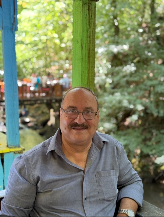 رغد تهدي والدها رسالة فخر في يوم ميلاده: الأب وطنٌ وسندٌ لا يُعوَّض