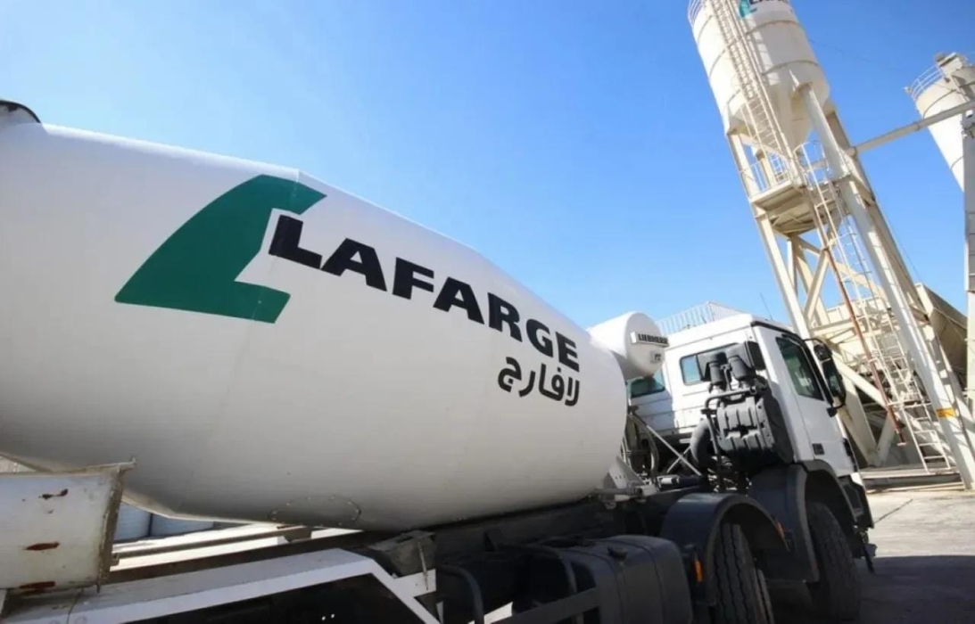 الجمعيات العشائرية في الفحيص: لافارج قضية وطن ونحذر من اتفاقات خلف الكواليس