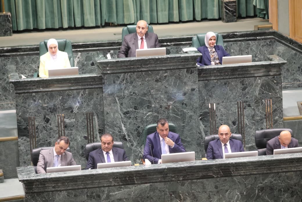 مجلس النواب يناقش ويحيل مشاريع قوانين إلى لجانه المختصةبدأت الاثنين، جلسة مجلس النواب الخامسة من الدورة العادية الثانية للمجلس العشرين.