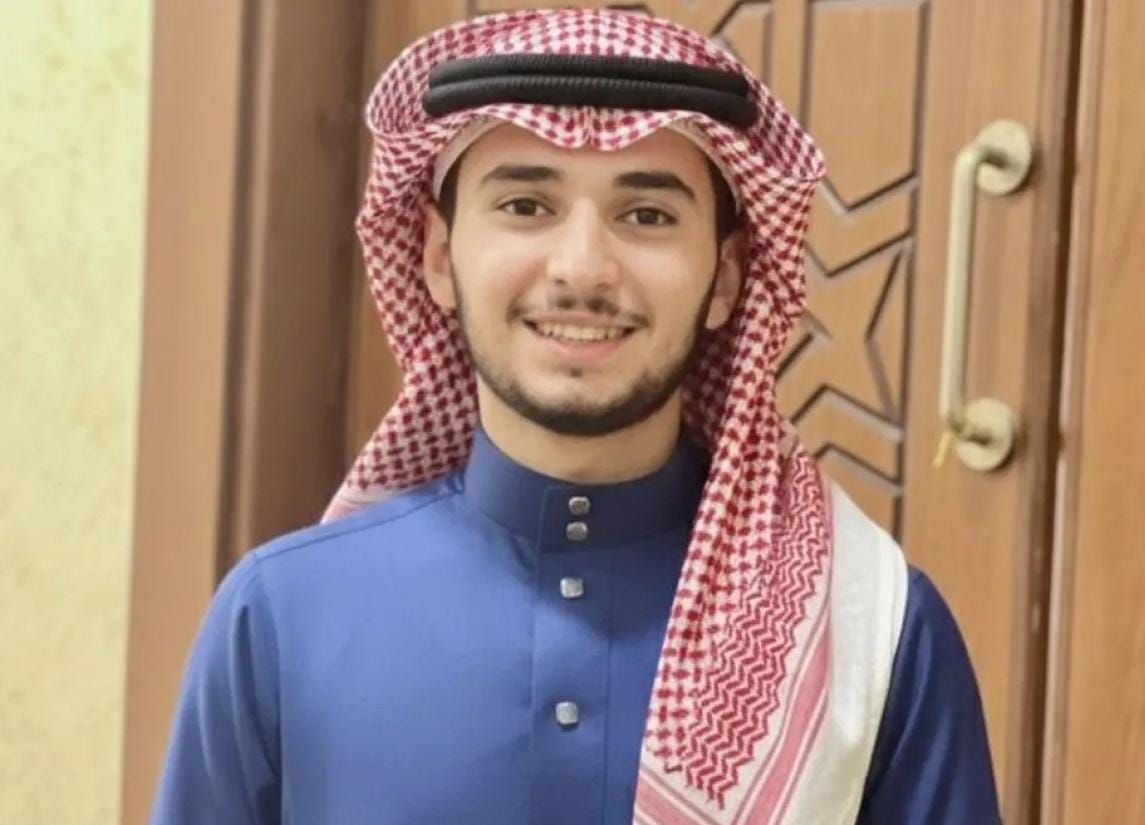 الطّالب محمد غانم يظفرُ بلقب (الماهر) في القرآن الكريم