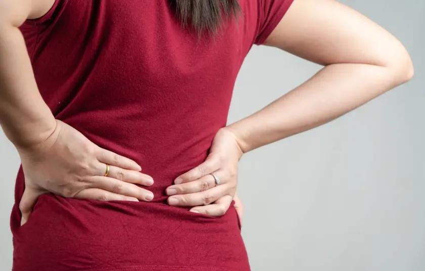 الإجهاد يضعف صحة عظام المرأة بصمت… تعرفي على العلامات والخطوات الوقائية