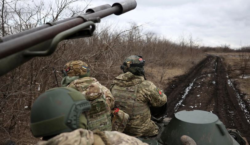 واشنطن وكييف تؤكدان تقدم مفاوضات وقف الحرب وموسكو ترفض مطالب أوروبية