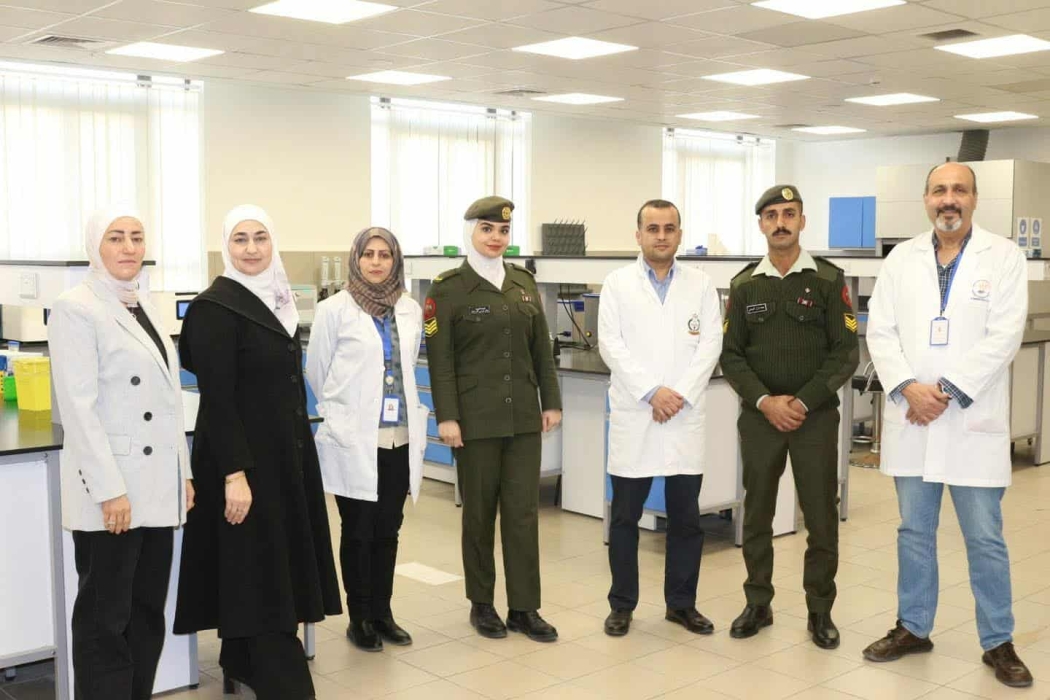 الغذاء والدواء تنفذ برنامجًا تدريبيًا لعدد من مرتبات المختبرات العسكرية