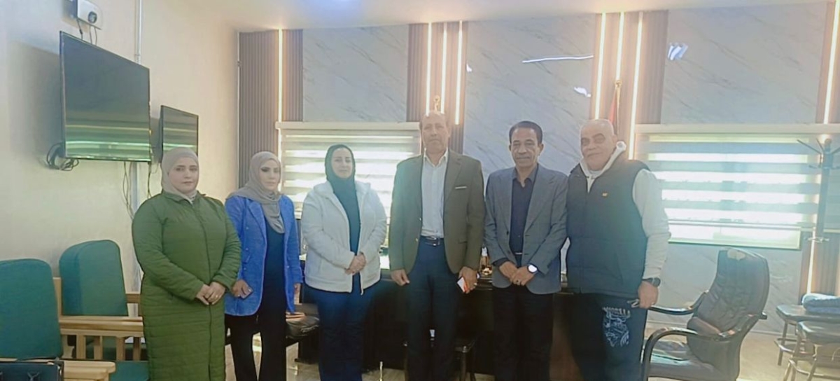 نيروز الإخبارية تلتقي مدير تربية الموقر ...صور