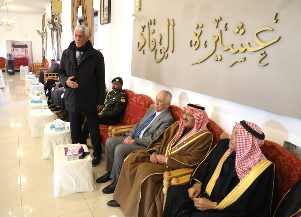 مندوبا عن الملك وولي العهد. العيسوي يعزي الرقاد والعمرو...صور